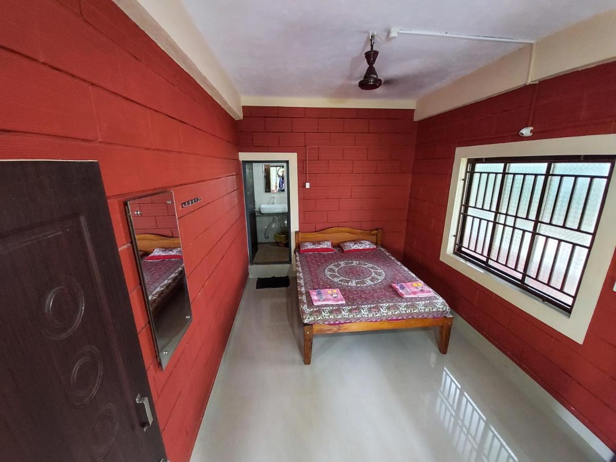 Cocopelli Guest House Гокарна Экстерьер фото